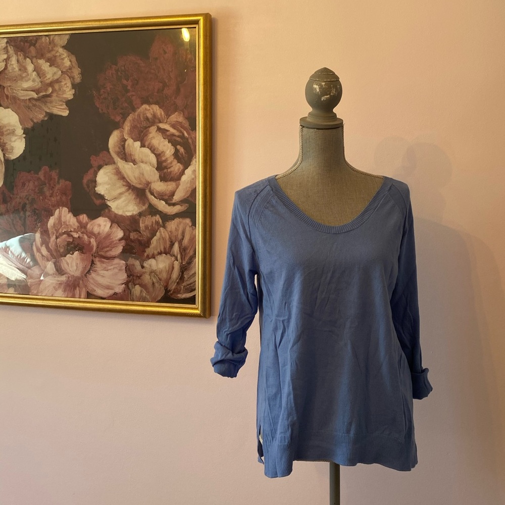 Voop neck sweater